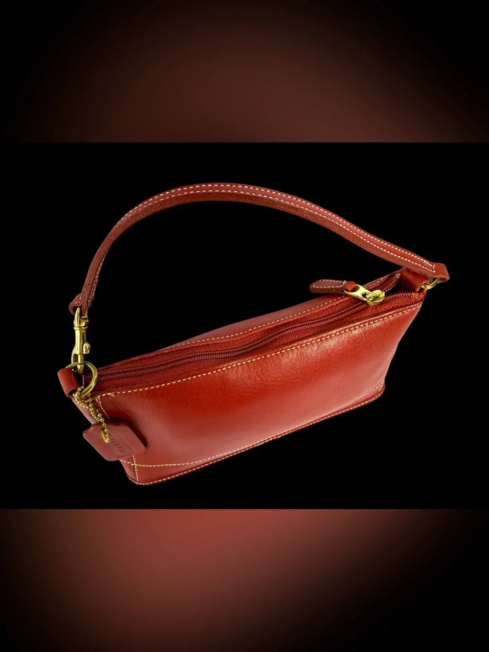 Coach compact red